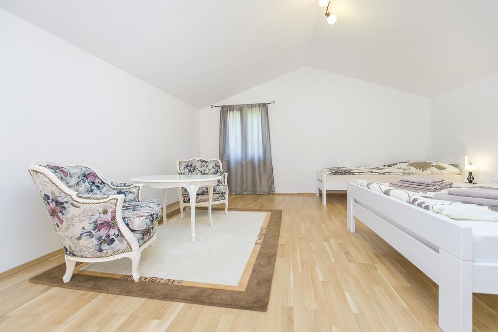 Haus In Istrien Direkt Am Meer プロミン エクステリア 写真