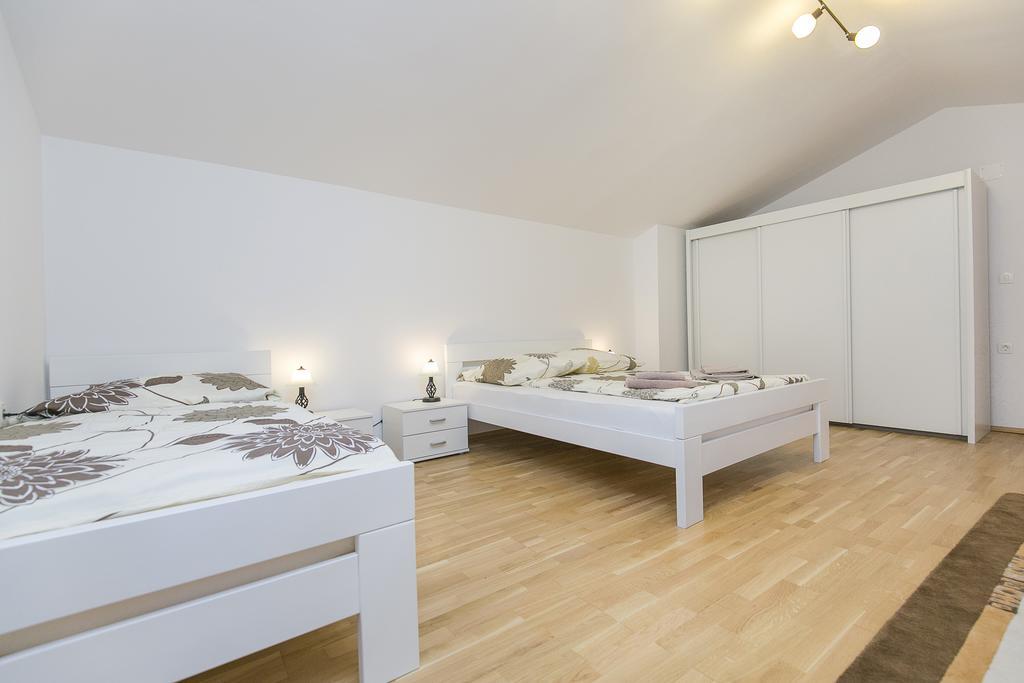 Haus In Istrien Direkt Am Meer プロミン エクステリア 写真